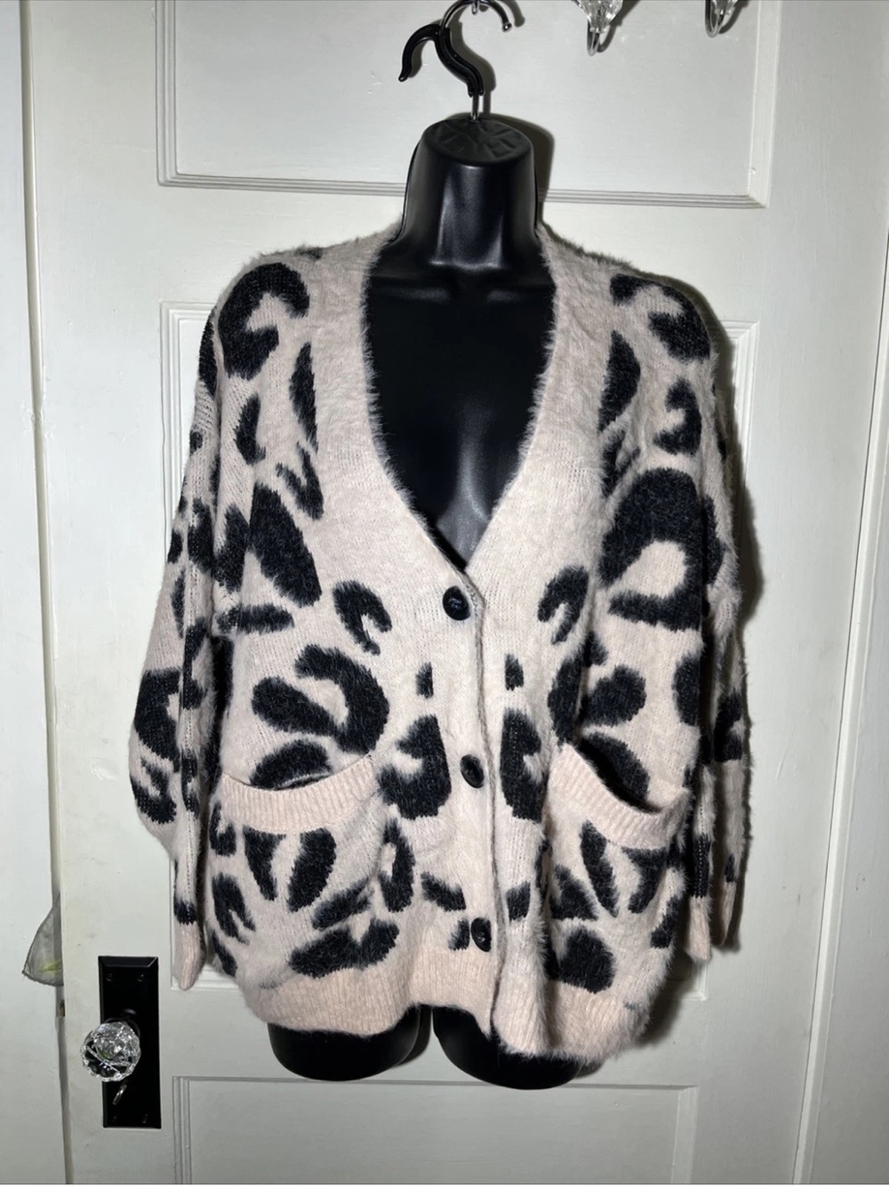 Women’s Cardigan Sweater Size Small R Fuzzy Animal Print Button Up